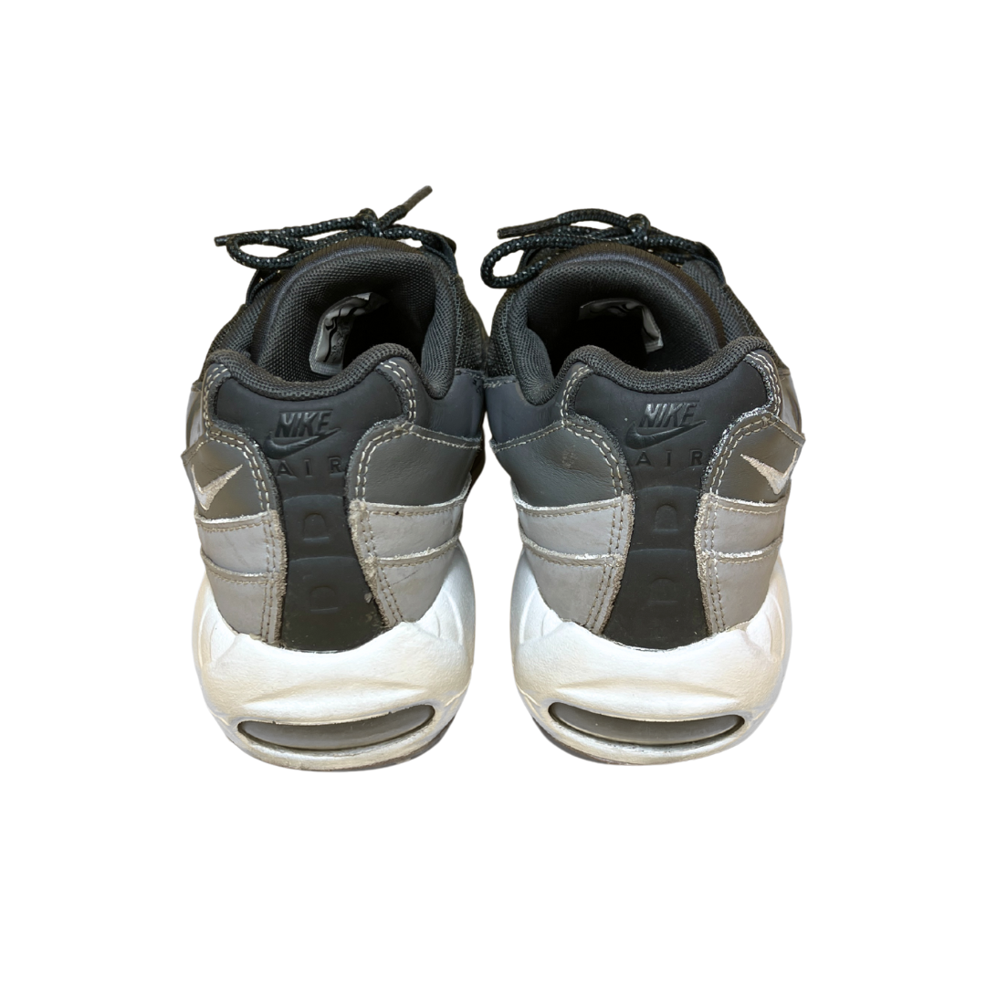 Nike Air Max 95 Anthracite White Wolf Grey | Size (W) UK7.5 US10 EU42