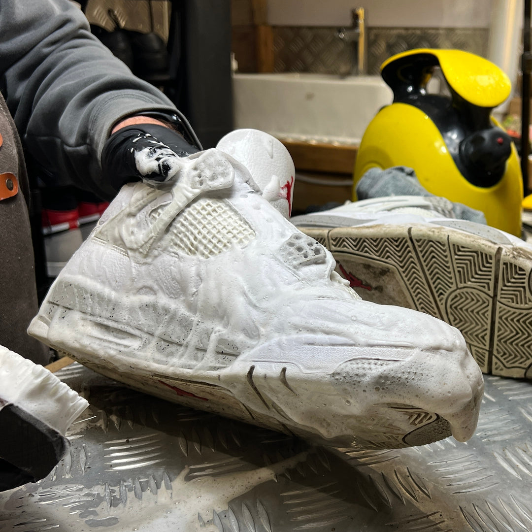 SHOE CLEANING SERVICE